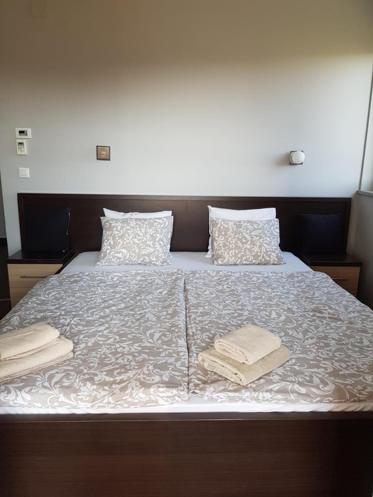 Sunset Apartments Zaton 扎顿 客房 照片